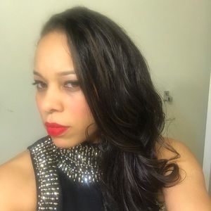 Meet your Posher, Alexis